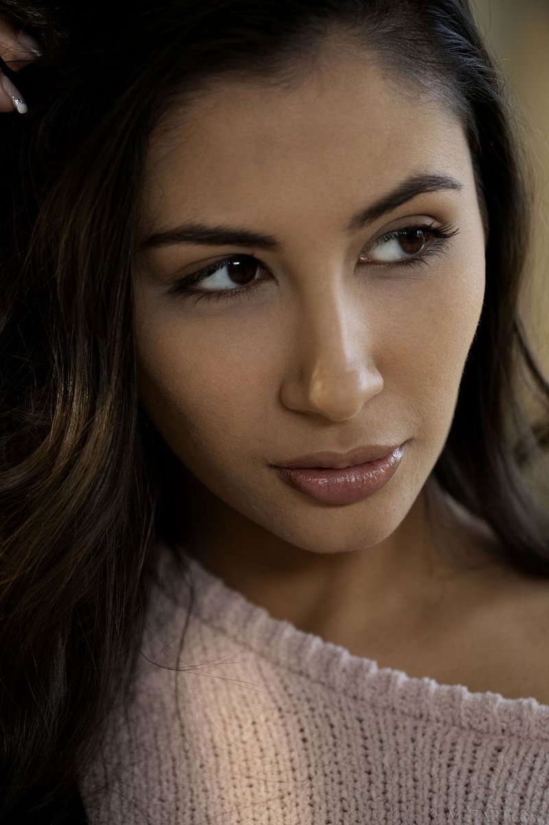 Елена, 19